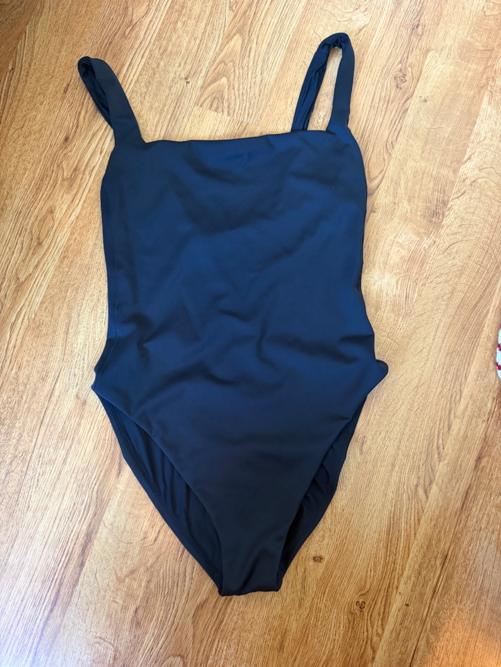 Left on Friday streamline suit xl tall